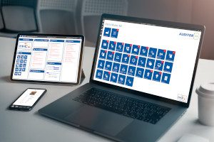 aptpop_Tablet_Handy_auf-Tisch_mit_AUDITOR aptpop_Tablet_Handy_auf-Tisch_mit_AUDITOR